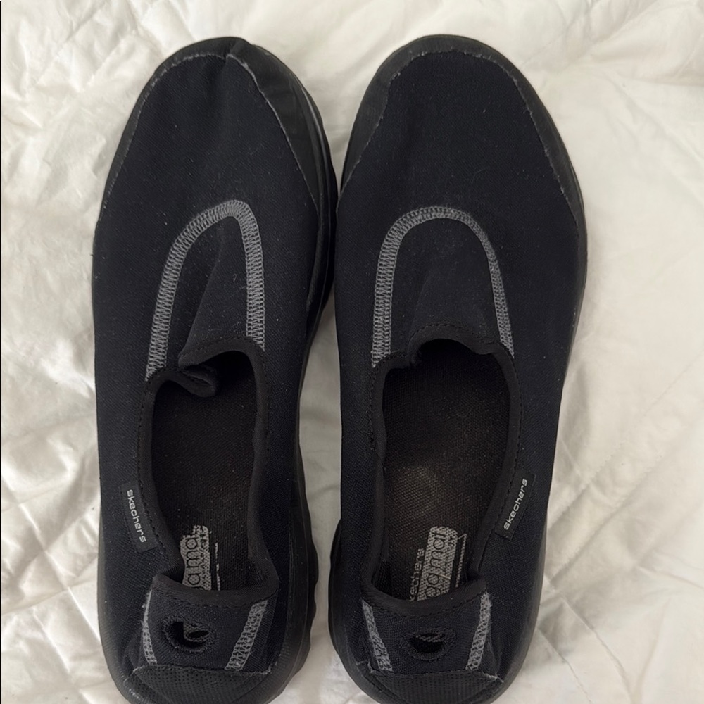 Sketchers Black Slip-On Sneakers